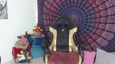 sanzjulie online show from 12/10/24, 05:11