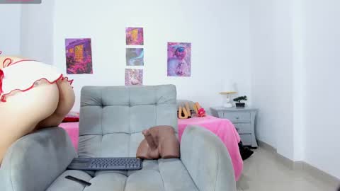 Snapshot of saori_022 chatting on 10/01/25, 03:12 saori_022 online show from 10/01/25, 03:12