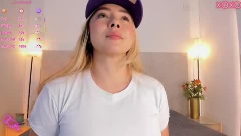 Saori  online show from 04/23/26, 12:29