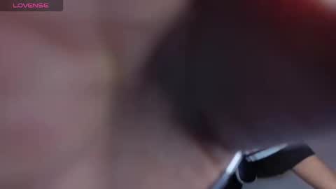 Online 800 to 1400 online show from 12/22/25, 01:08