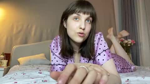 Anny online show from 10/31/25, 10:55