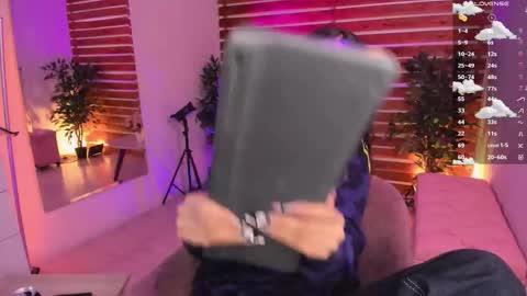 Valerin online show from 11/14/25, 01:37