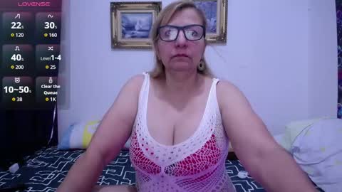 sara online show from 09/25/25, 08:12