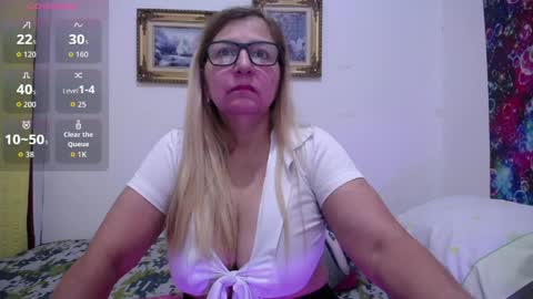 sara online show from 04/02/26, 02:15