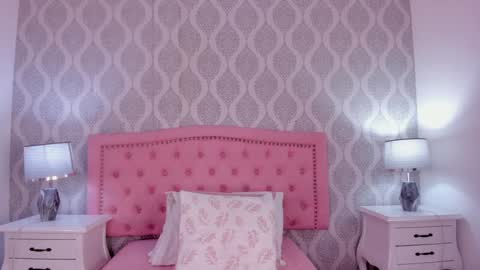 Snapshot of sara__williams chatting on 01/08/25, 03:29 Sara online show from 01/08/25, 03:29