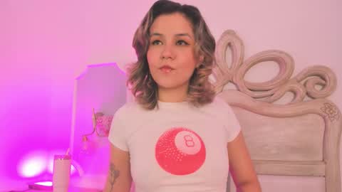 Sara online show from 11/23/25, 04:01