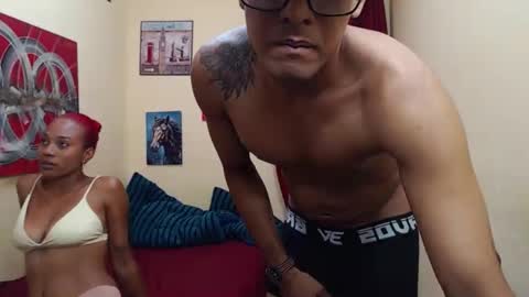 sara_and_elver online show from 11/15/25, 06:59