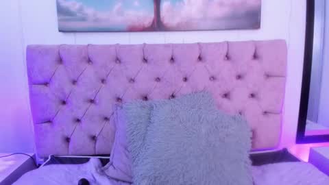 SARA ARIAS  online show from 01/16/25, 01:48