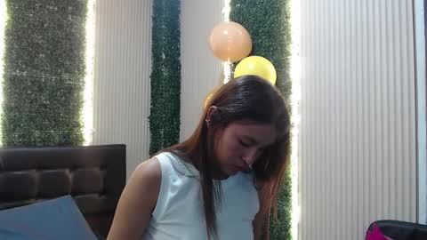 Snapshot of sara_blue13 chatting on 02/07/26, 11:58 Sara online show from 02/07/26, 11:58