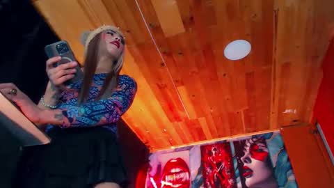 sara_buck online show from 04/24/26, 11:40