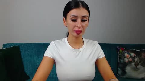 Im Sara I am happy to be here  online show from 02/24/26, 06:06