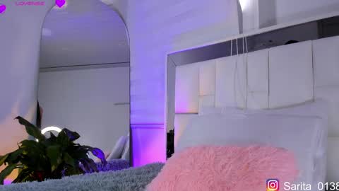 Snapshot of sara_goddess01 chatting on 09/16/25, 06:09 Sara online show from 09/16/25, 06:09