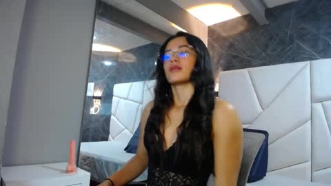 Snapshot of sara_hoffman_4 chatting on 04/07/26, 12:16 Sara online show from 04/07/26, 12:16