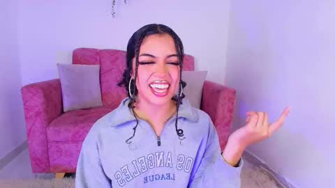 Sara Jhonson  online show from 10/04/25, 11:36