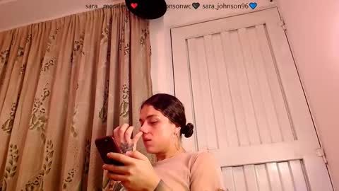sara_johnson__ online show from 12/05/25, 02:09