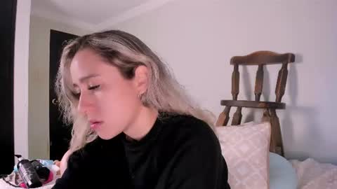 sara_kaii online show from 06/12/26, 09:46