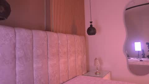 Snapshot of sara_lopee1 chatting on 05/05/26, 11:51 sara_lopee1 online show from 05/05/26, 11:51