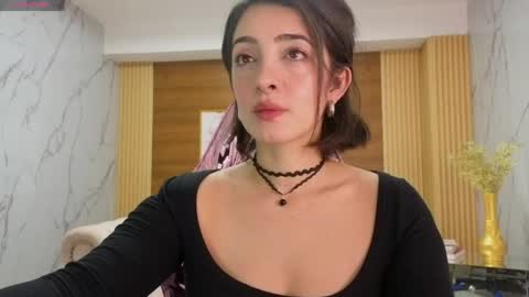 Snapshot of sara_lopez_s chatting on 05/21/26, 01:51 Sara online show from 05/21/26, 01:51