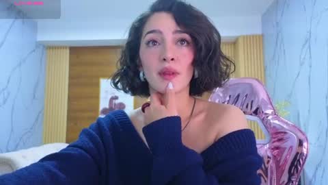 Snapshot of sara_lopez_s chatting on 06/25/26, 01:37 Sara online show from 06/25/26, 01:37