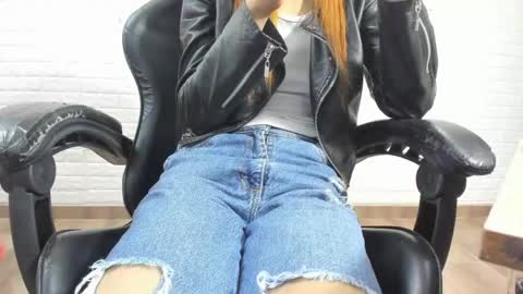 Sara Love online show from 04/14/26, 03:01