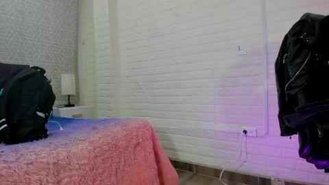 Sara Love online show from 04/17/26, 03:09