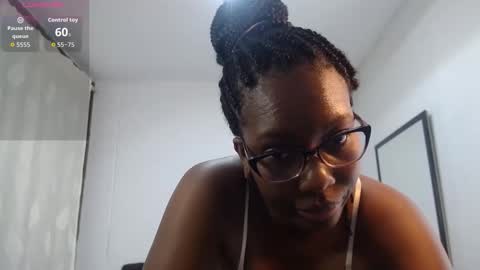 S A R A online show from 04/21/26, 11:05