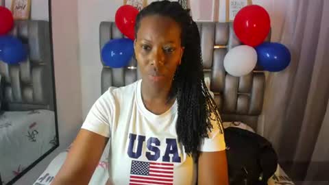 Snapshot of sara_marks chatting on 07/04/26, 11:16 S A R A online show from 07/04/26, 11:16