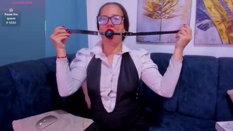 Sara   online show from 01/09/26, 12:41