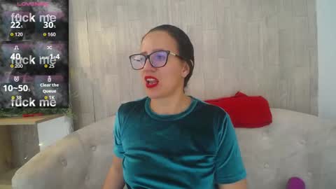 Sara   online show from 04/21/26, 07:50