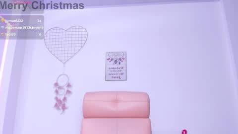 Snapshot of sara_mattel chatting on 12/22/24, 06:37 Sara online show from 12/22/24, 06:37