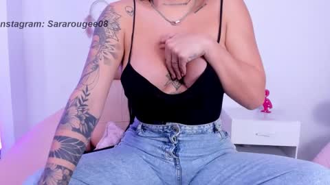 Snapshot of sara_mattel chatting on 02/19/25, 01:39 Sara online show from 02/19/25, 01:39