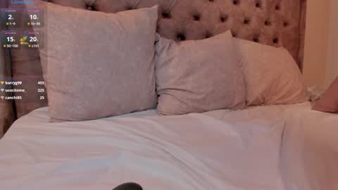 Sara Montes  online show from 12/17/24, 08:21