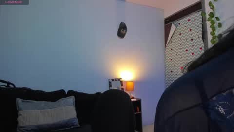 sara online show from 10/19/25, 09:54