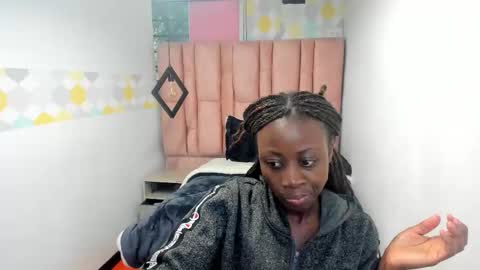 S A R A online show from 09/29/25, 12:32