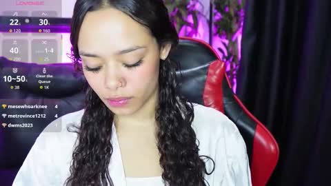 sara  online show from 12/19/25, 02:35