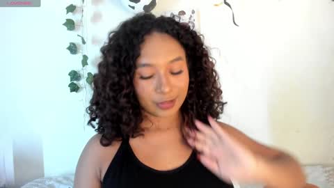 sara sofia online show from 12/15/24, 05:56