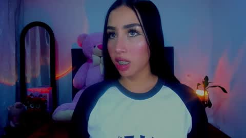 Snapshot of sara_stone03 chatting on 02/14/25, 01:34 sara_stone03 online show from 02/14/25, 01:34