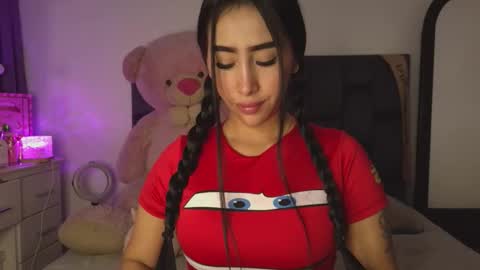 Snapshot of sara_stone03 chatting on 02/23/26, 04:37 sara_stone03 online show from 02/23/26, 04:37