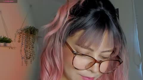 sara_sweett9 online show from 06/14/26, 03:03