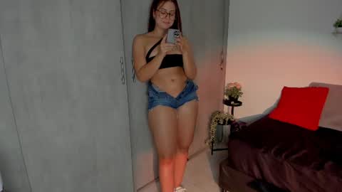 sara_sweett9 online show from 07/28/26, 03:21