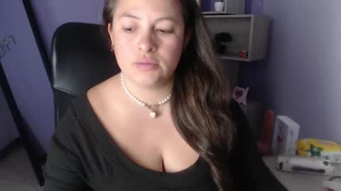 Snapshot of sara_thonson_ chatting on 12/11/24, 09:30 sara_thonson_ online show from 12/11/24, 09:30