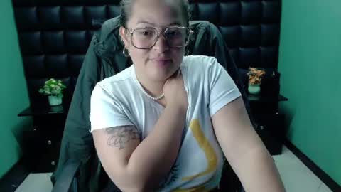 Snapshot of sara_thonson_ chatting on 02/22/25, 03:34 sara_thonson_ online show from 02/22/25, 03:34