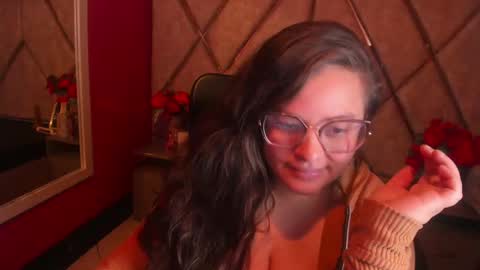 Snapshot of sara_thonson_ chatting on 10/01/25, 03:34 sara_thonson_ online show from 10/01/25, 03:34