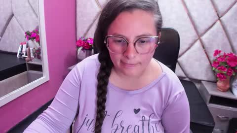 Snapshot of sara_thonson_ chatting on 10/02/25, 04:41 sara_thonson_ online show from 10/02/25, 04:41