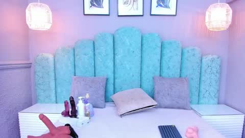 Sara online show from 01/28/25, 06:07