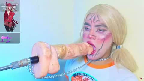 sara_whoredirty online show from 06/17/26, 09:23