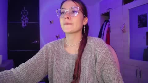 Snapshot of sara_wish_ chatting on 12/05/24, 02:44 Bri online show from 12/05/24, 02:44