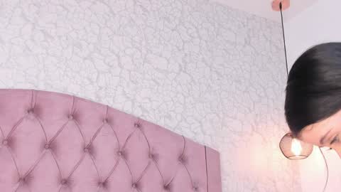 Sara  online show from 04/10/26, 07:18