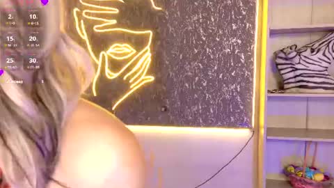 Snapshot of saraa_love_ chatting on 07/21/26, 07:16 Saraa online show from 07/21/26, 07:16