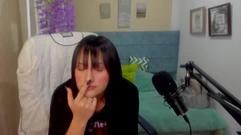 Sarah Ramirez online show from 02/01/25, 12:07